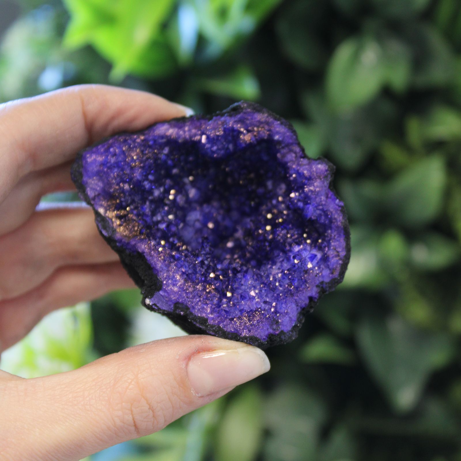 Coloured Calsite Geodes - Black Rock - Blue - Image 3
